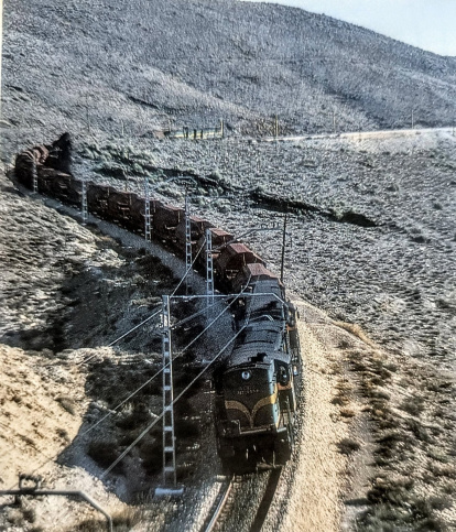 Las locomotoras Alco circulaban con cuádruple tracción por las duras rampas de Almería.