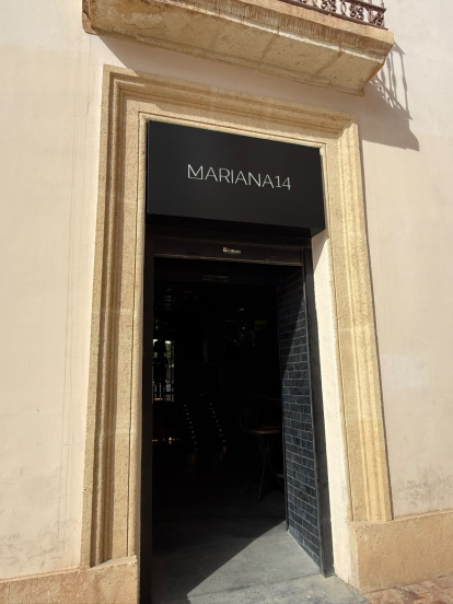 Exterior de Mariana 14, el nuevo restaurante junto a la Plaza Vieja.