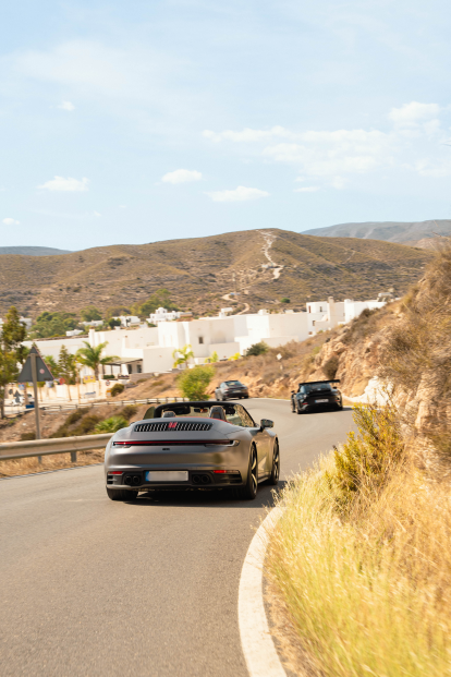 Porsche Club España ha elegido Cabo de Gata para un fin de semana de rutas y experiencias.