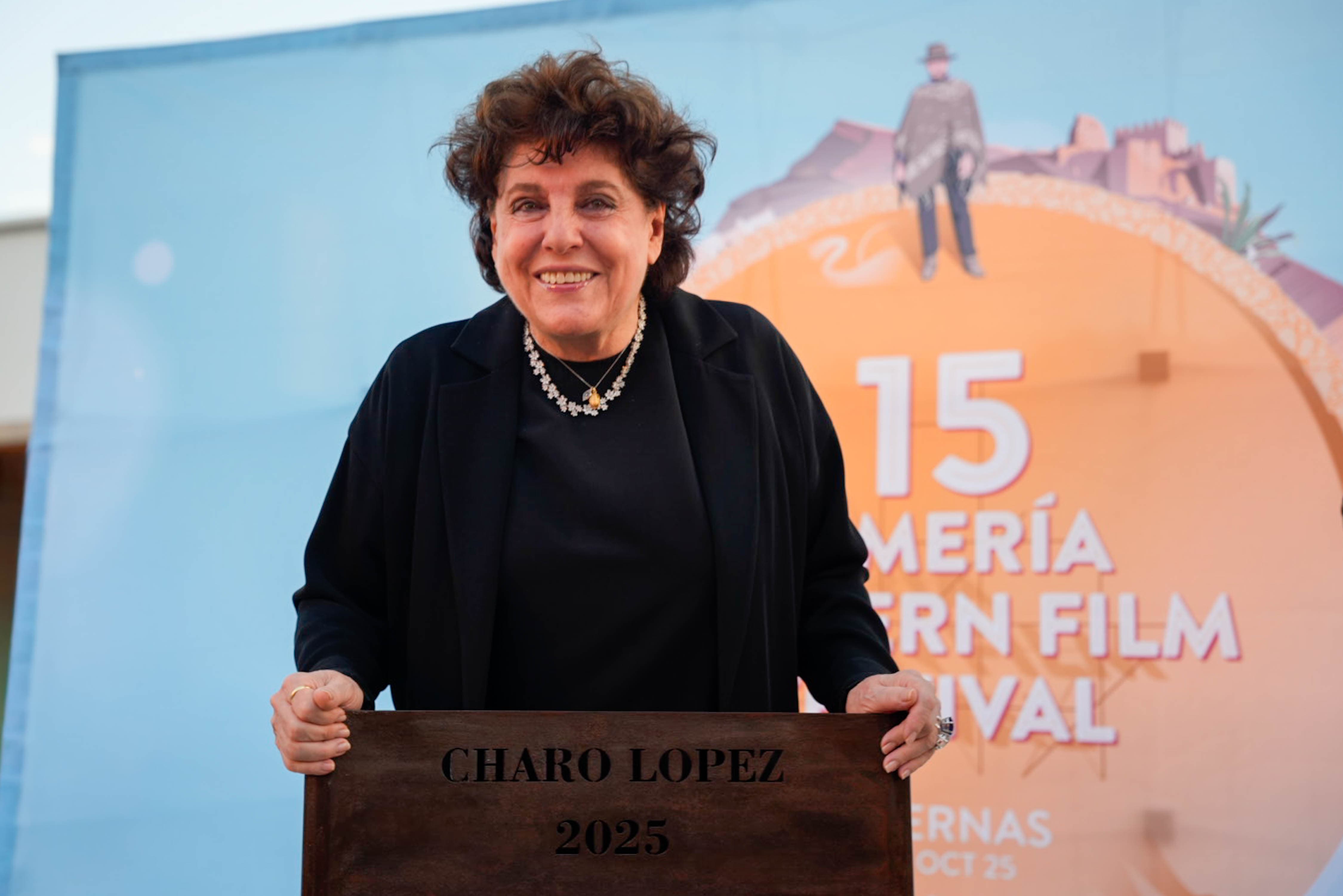 Chapi Lopez Charo López: “El premio en Tabernas me ha dado casi la misma alegría ...